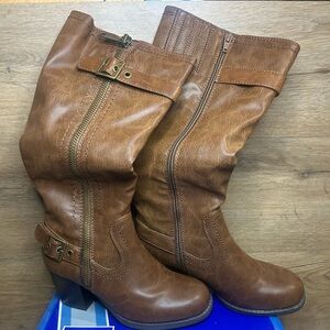 White Mountain Boot Womens SZ 6 Cognac TumblerDover Harness Buckle Tall Knee Zip